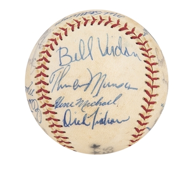 1974 New York Yankees Team Signed Yankees Logo Baseball with 21 Signatures including Bold Thurman Munson (JSA)